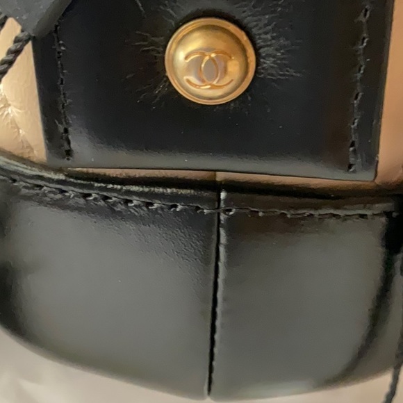 🌹 CHANEL O - CASE 🌹NWT 🌹 - Picture 8 of 16